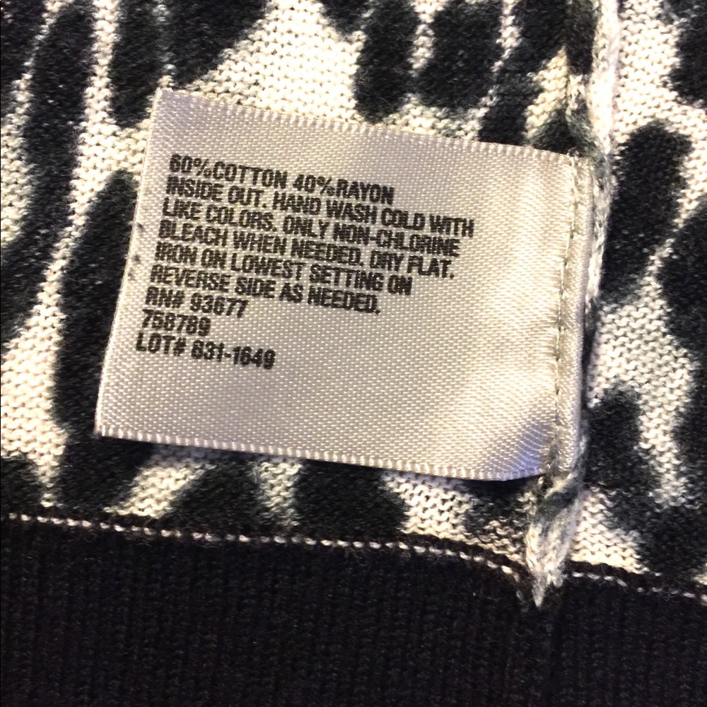 Leopard-Print Cardigan - Picture 6 of 7